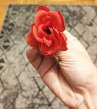 Sztuczne kwiaty główki różyczek
