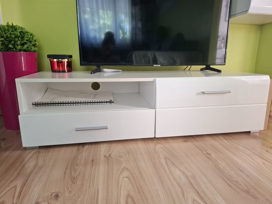 Szafka Rtv biała