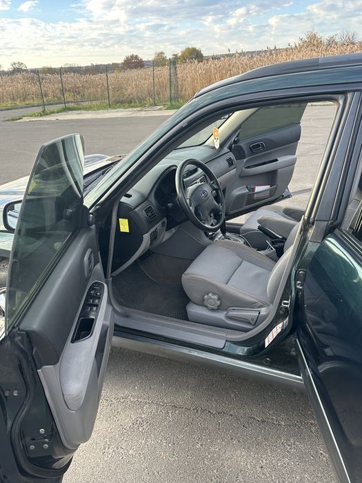 Subaru Forester 2003 2.0 ТОРГ