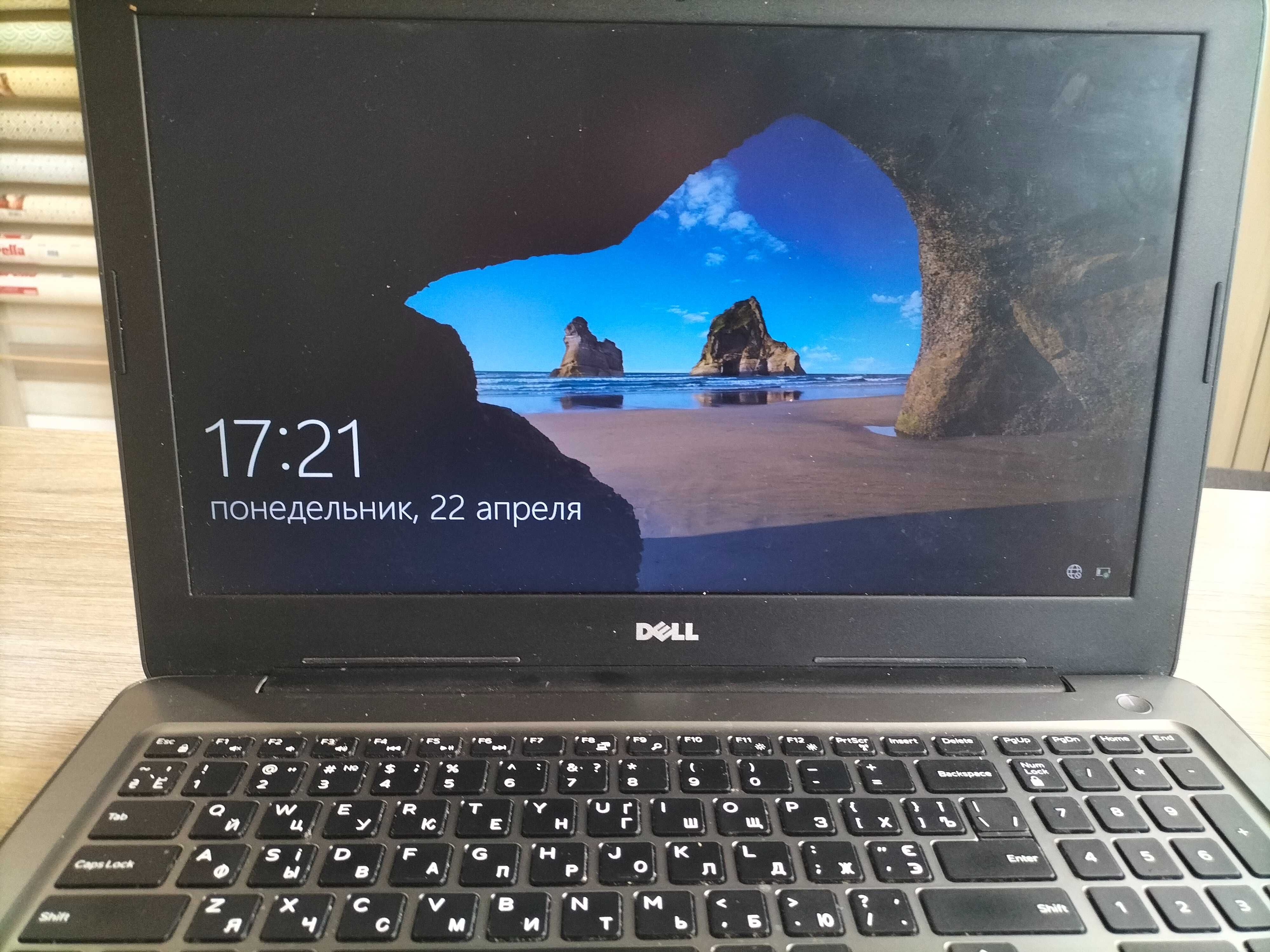 Ноутбук Dell inspiron 5567 i7