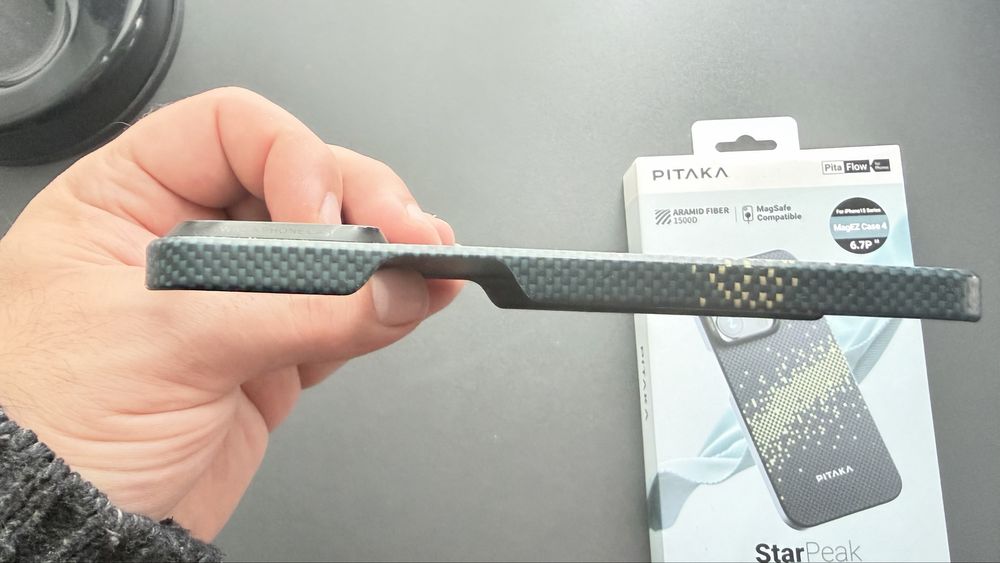 Чехол PITAKA на  iphone 15 pro max