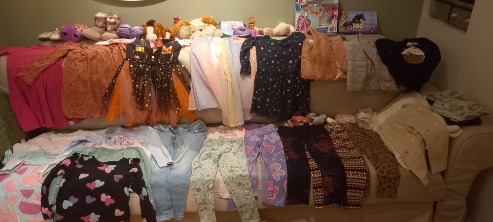 Mega paka r.110 +buty+zabawki+ksiazeczki+ gratisy