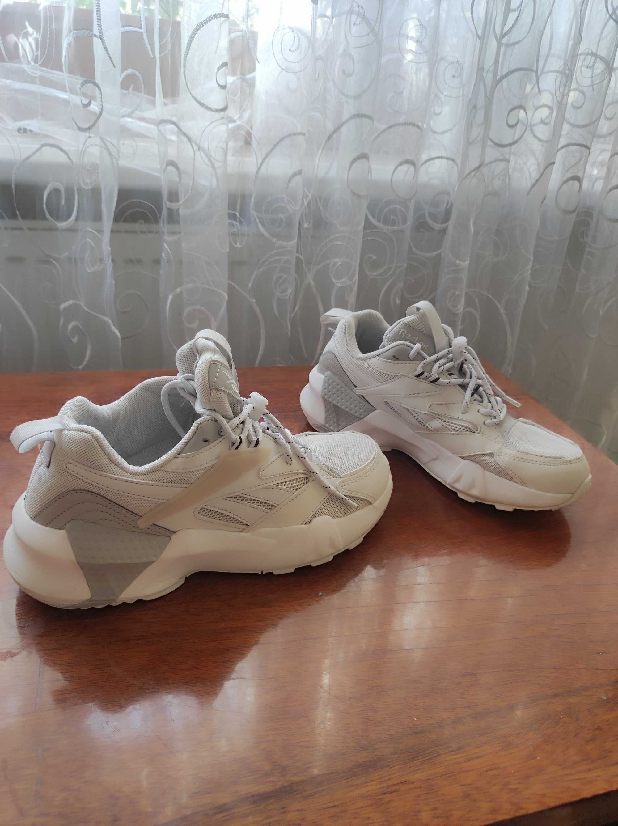 Кросівки Reebok Aztrek оригінал 37р 24см.