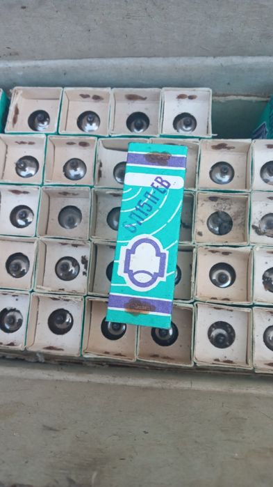 Радио лампа 6п15п - ев