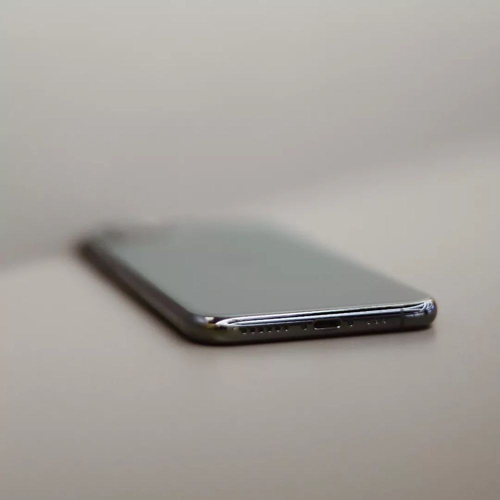 б/у iPhone 11 Pro 64gb Midnight Green