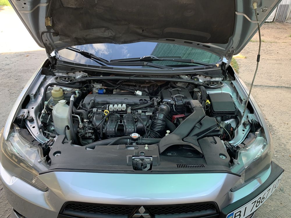 Mitsubishi Lancer X 2.0 на варіаторі