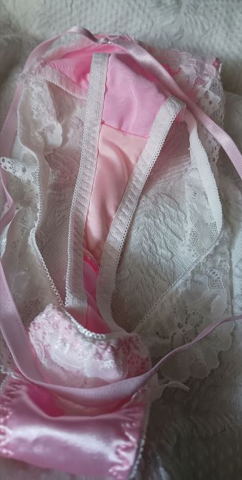 Różowe majtki L z paskiem