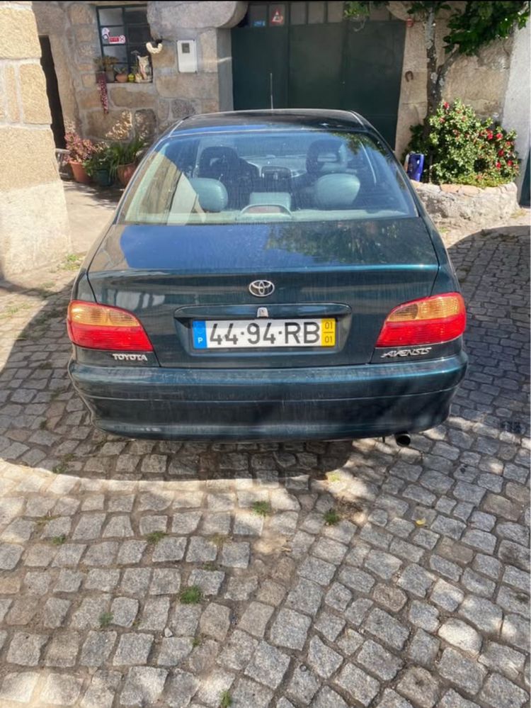 Toyota avensis 2.0 diesel