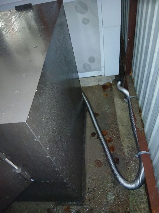 Дизельстанция в коробі