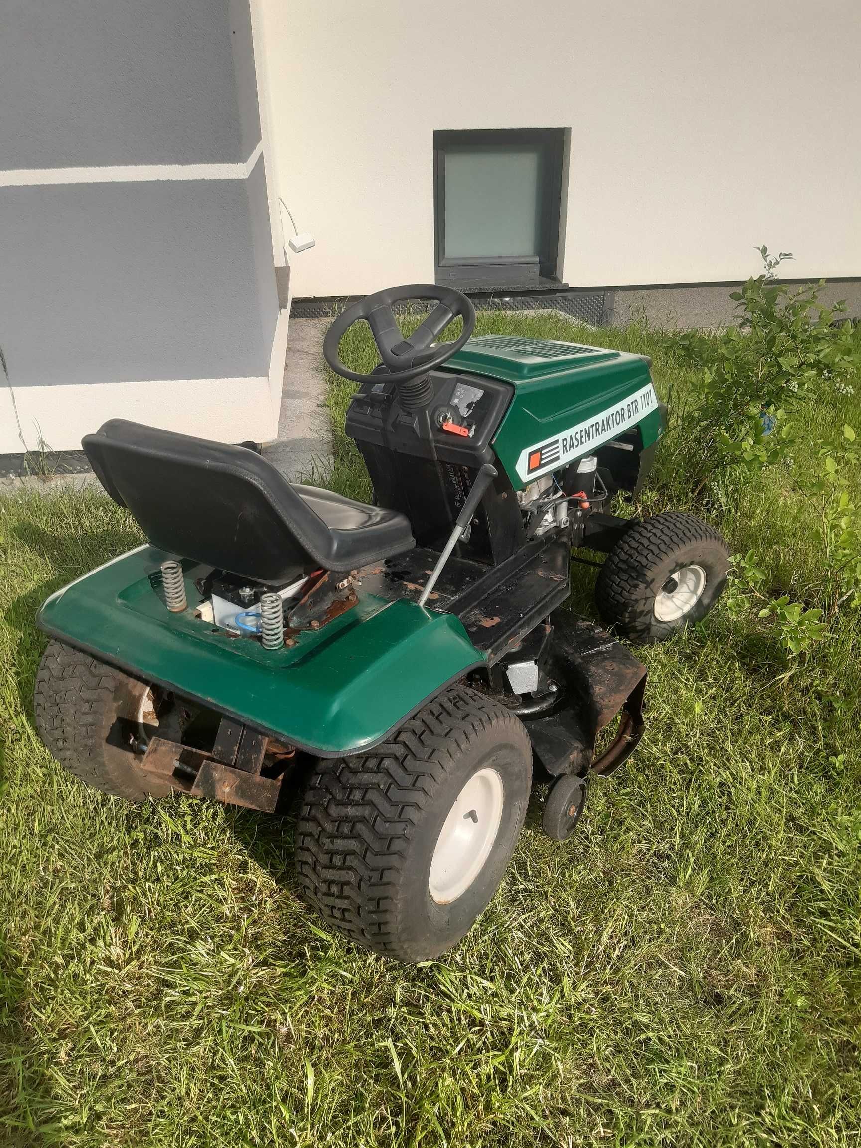 Traktorek kosiarka MTD Tecumseh 11hp, 2noże 100cm wyrzut