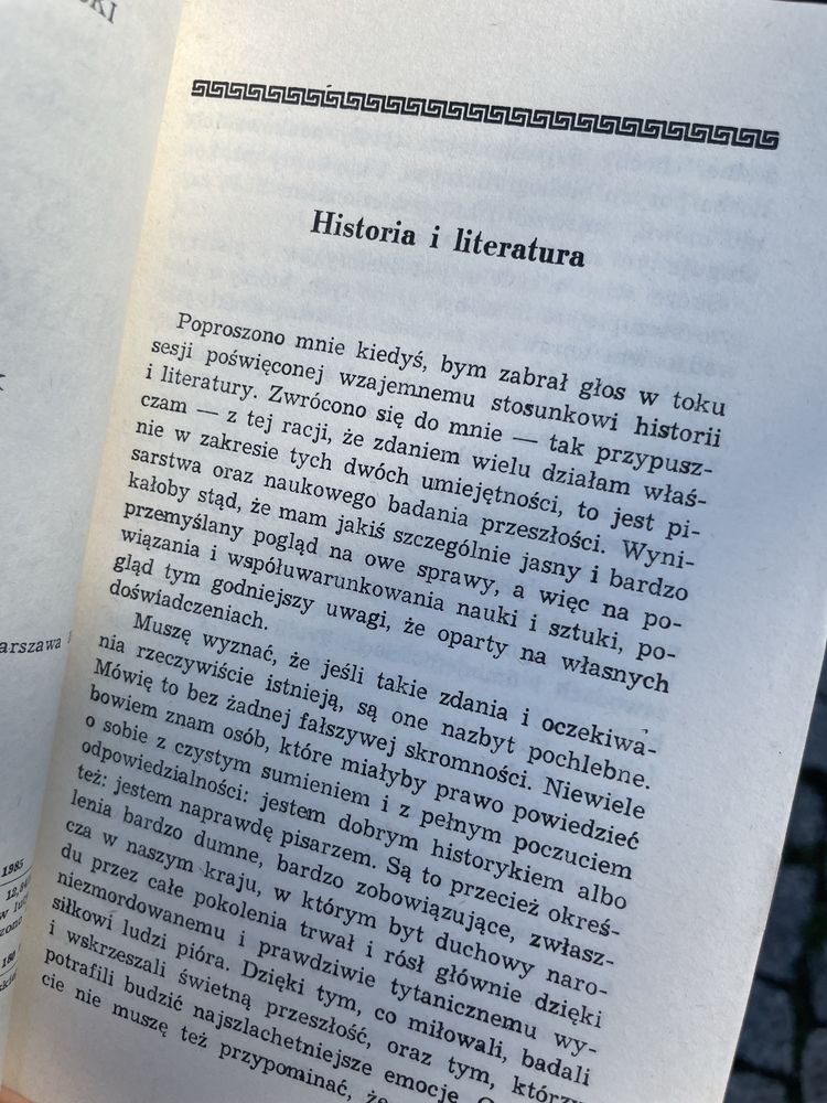 Stąd do starożytności - Aleksander Krawczuk