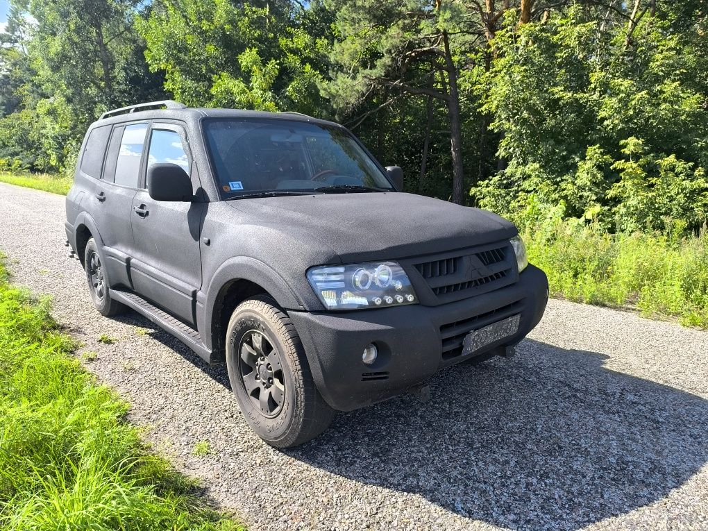 pajero wagon 3.       .