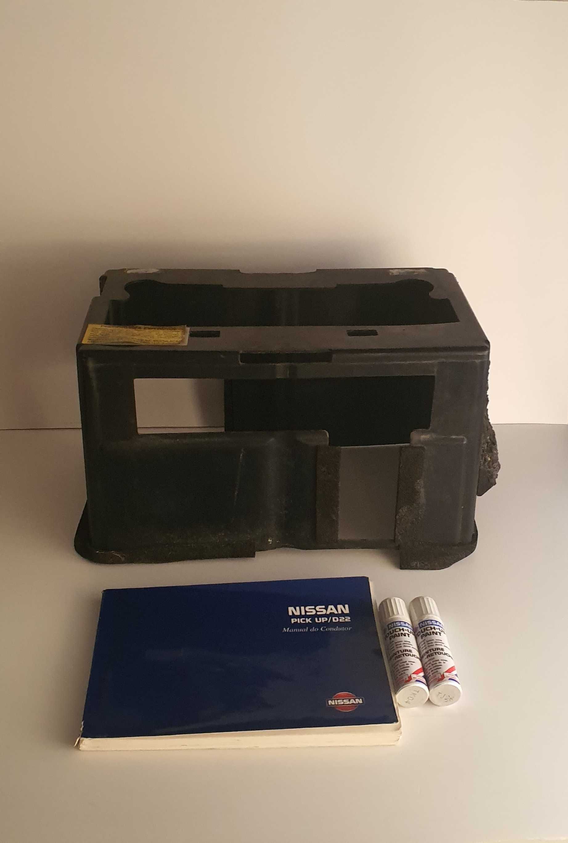 Nissan Navara Pick up / D22 Caixa de bateria + Manual de Condutor