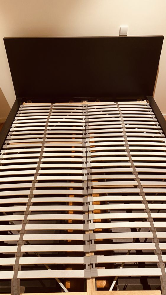 Cama Ikea 140x200 cm - com estrado e 4 gavetas