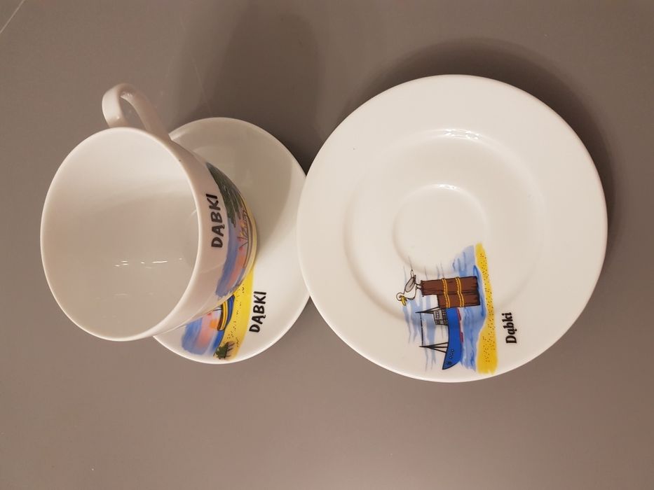 Filiżanka ze spodkiem I talerzykiem