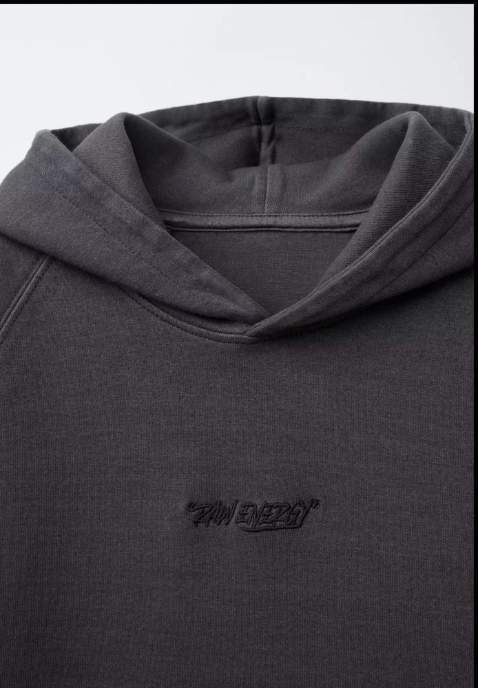 Костюм zara. 122(6-7,) 128( 7-8р)