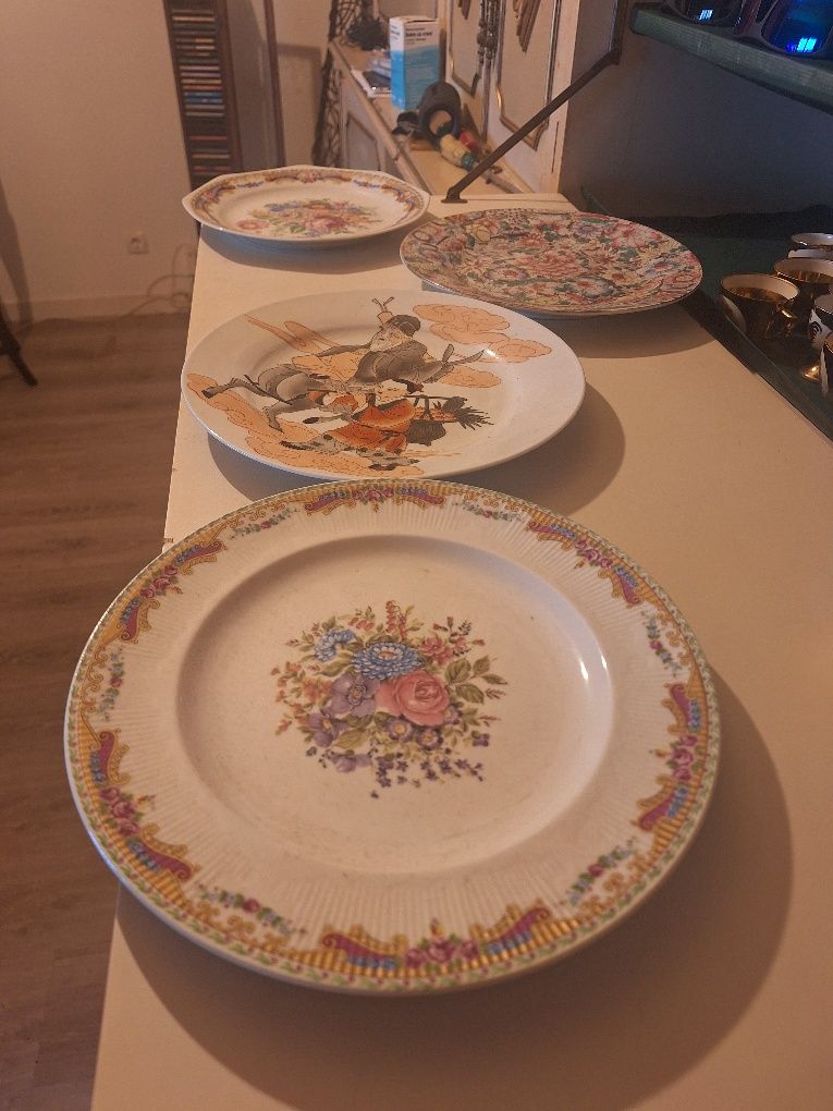 Conjunto de 5 pratos decorativos