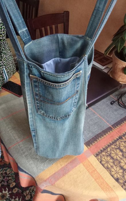 Сумка з джинси в одному екземплярі.