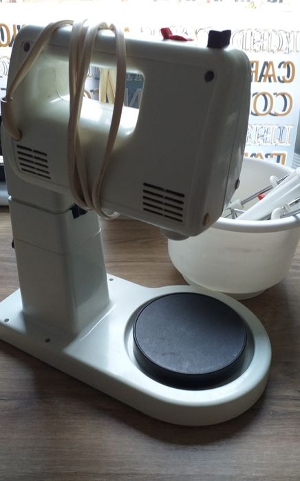 Kolekcjonerski mikser  robot obrotowy z czasów PRL  .