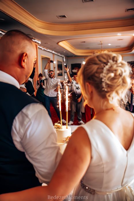 Fotografia ślubna . Najlepsza pamiątka dniu ślubu