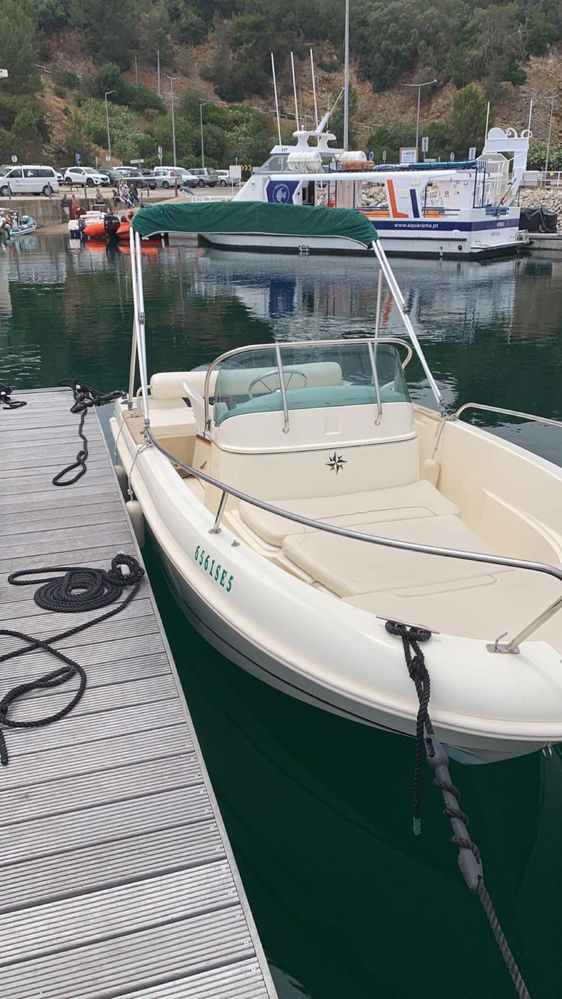 Cap Camarat S15HB com motor fora fe bordo, yamaha 100cv