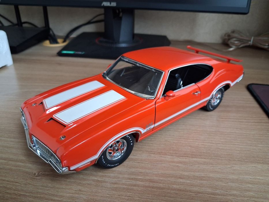 Продам модель Lane exact detail 1970 Oldsmobile 442 W30  1/18