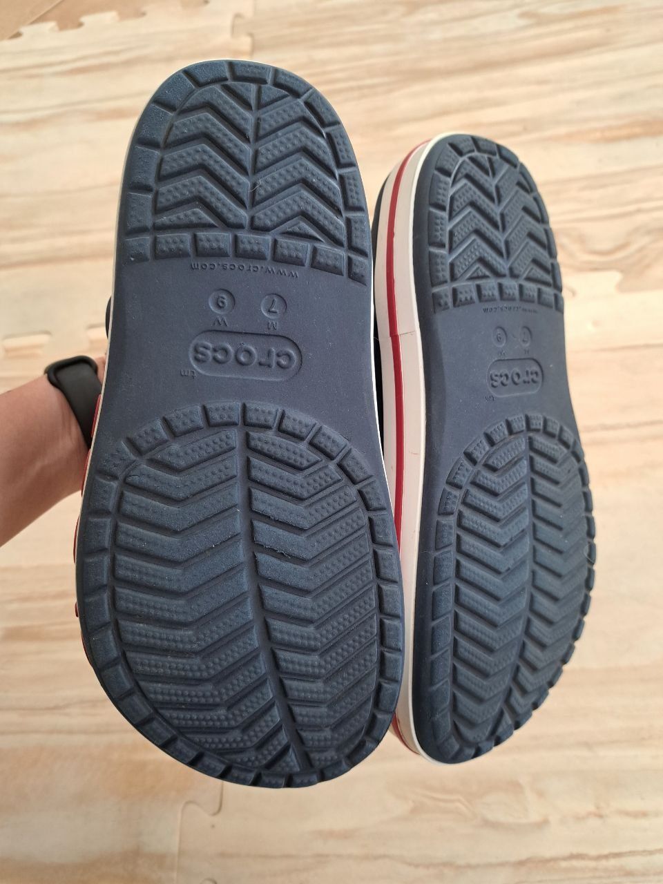 Оригінальні CROCS в ідеальному стані унісекс