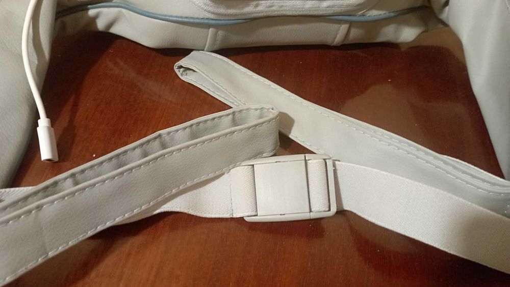 Масажер для спини та шиї