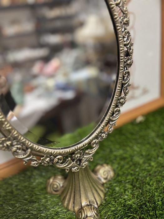 Espelho em latao de mesa