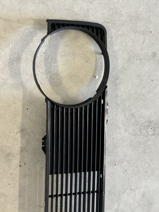 Grelha frontal VW golf MK1