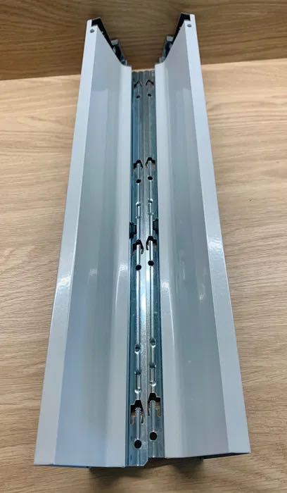 BLUM ANTARO Boki szuflady 450 mm,bialy