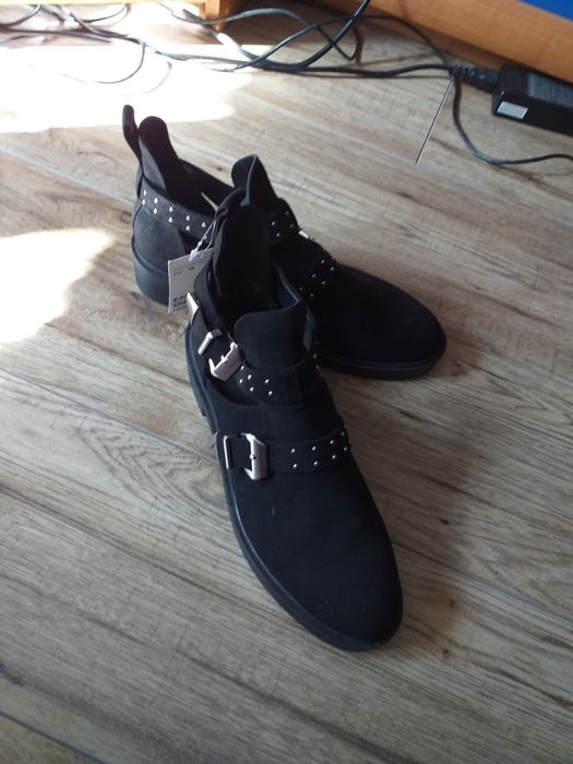 Botki zamszowe czarne