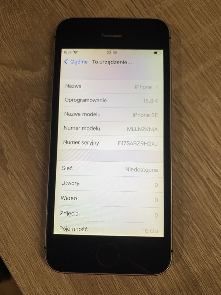 Apple iPhone SE 2016 16 GB