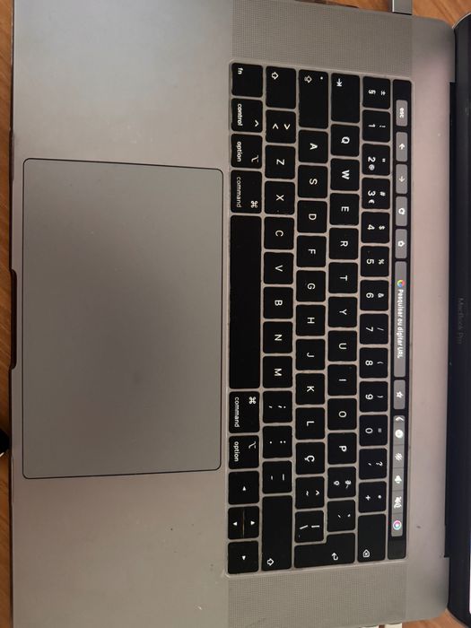 MacBook Pro Intel i7 15’ (2018) - 16GB / 256GB