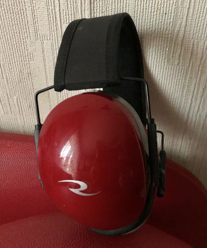 Пасивні навушники   Remington NRR 34 і  Amplim для захисту слуху