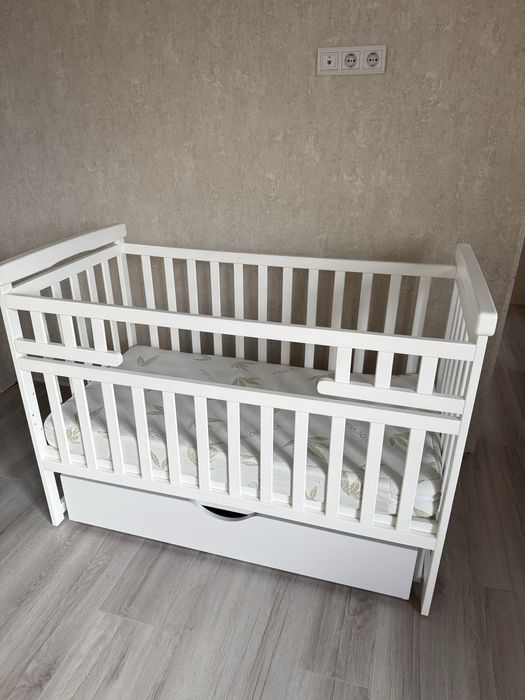 Ліжко дитяче трансформер стан НОВОГО! + новий матрац і наматрацник