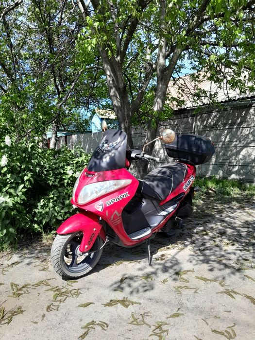 Скутер Spark SP 150s28