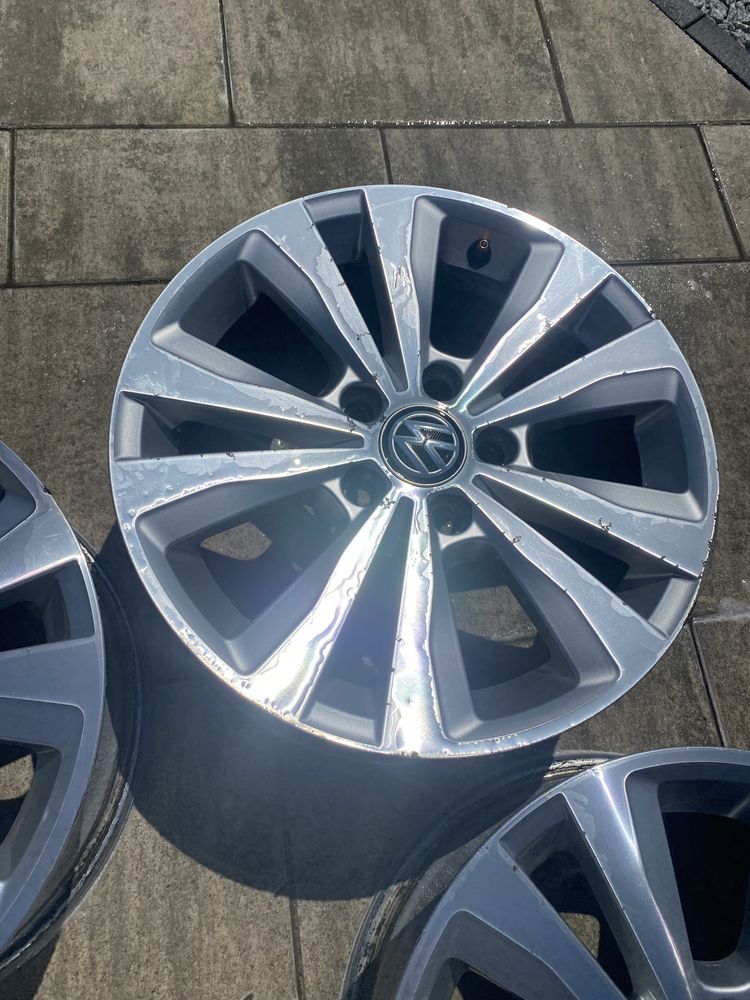 Alufelgi volkswagen r16 z golfa 7