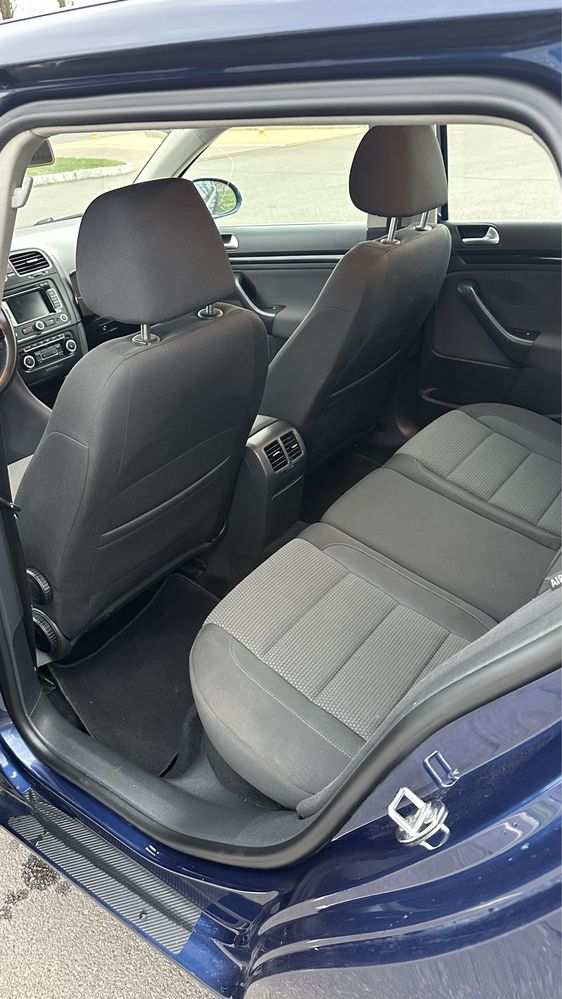 Volkswagen Golf 1.6 tdi 2010