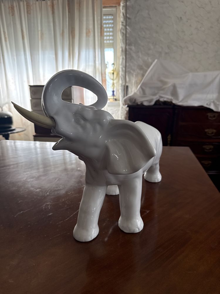 Estátua Elefante