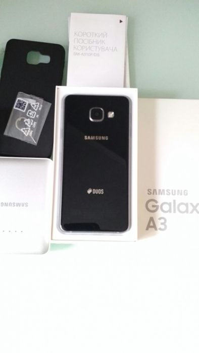 смартфон Samsung A3 +