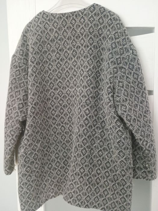 Płaszcz czarno szary 48