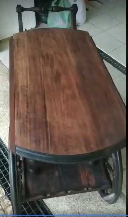 Bar portátil antigo