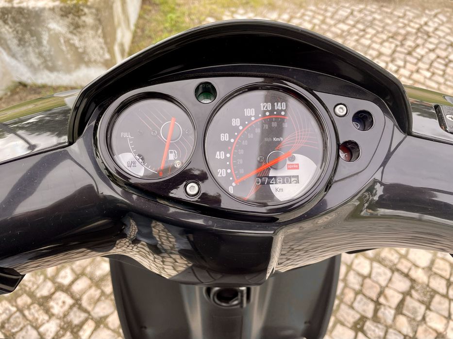 Aprilia SR Motard 125cc