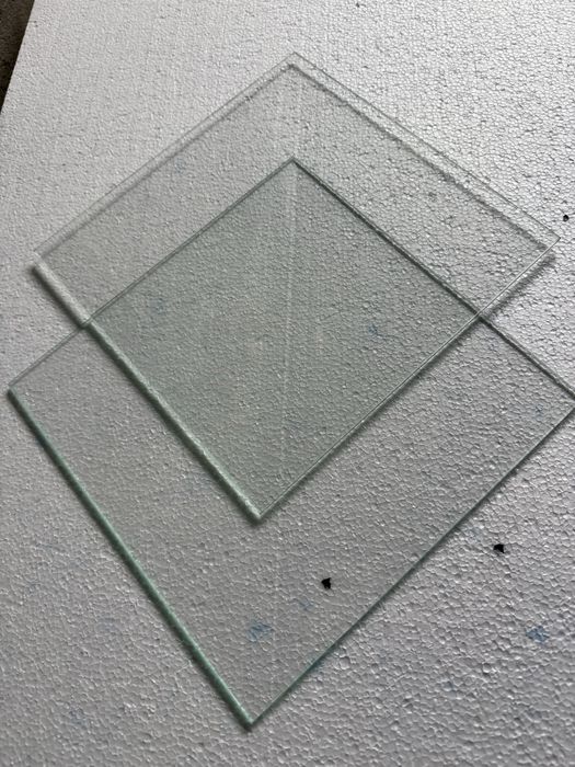 Półka szklana łazienkowa przezroczysta bezbarwna szkło 4 mm 26x26 cm