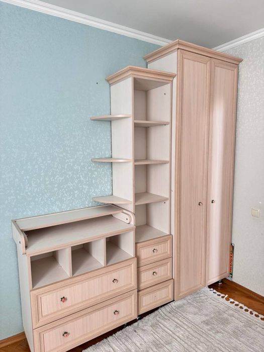 Продам якісні меблі в дитячу з МДФ