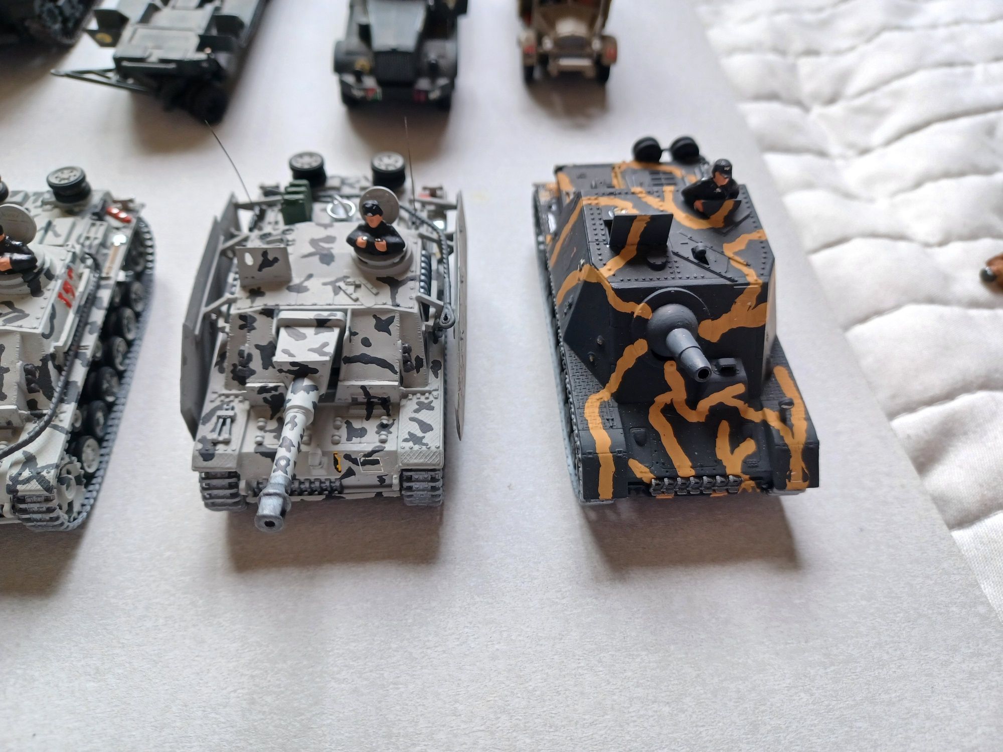 Sprzedam modele w skali 1/72