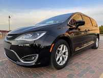 Chrysler Pacifica Chrysler Pacifica 3.6 V6 | VIP | Full Opcja | 7-osobowy | 2017 | Polsk