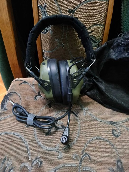 Активные наушники Earmor M32 смикрофоном олива