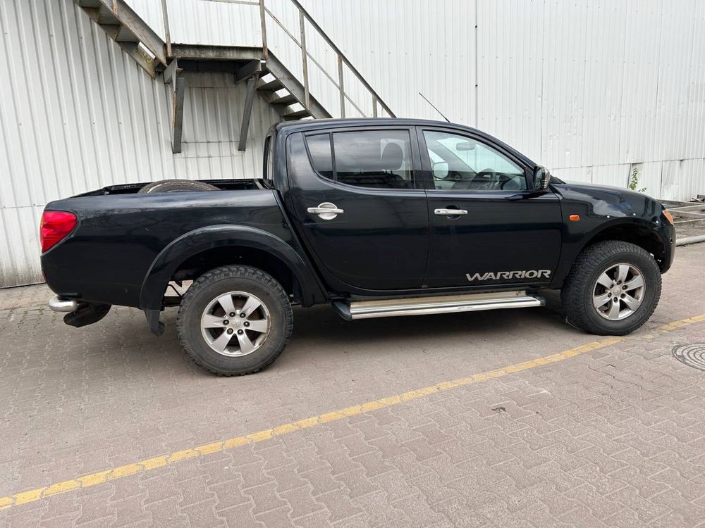 Mitsubishi l200 2009 пікап в наявності в Житомирі Україна